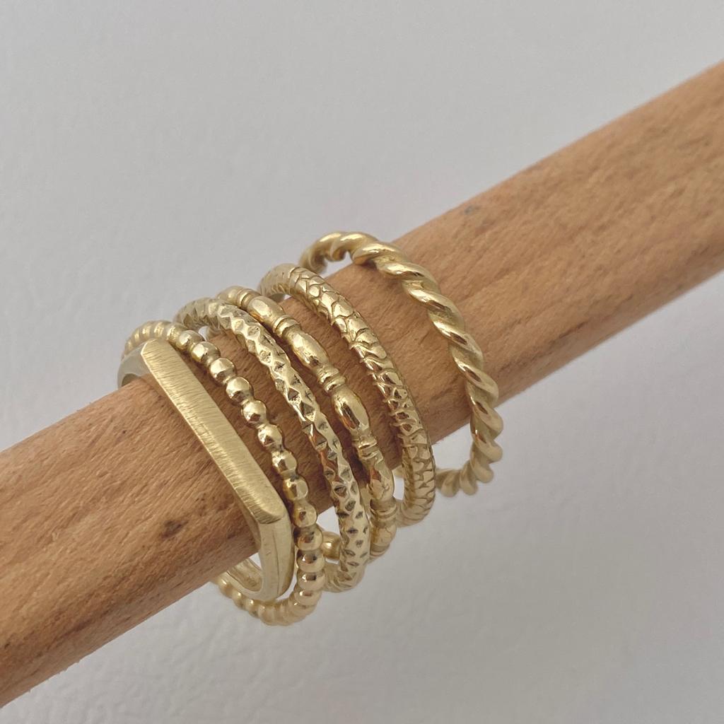 KIKI Ring-Lirmizrahi