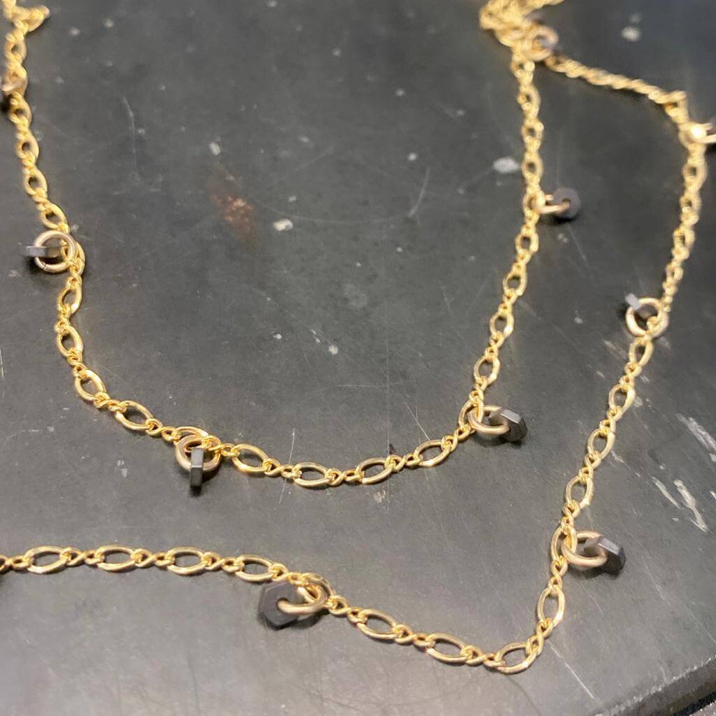 AMORE Necklace-Lirmizrahi