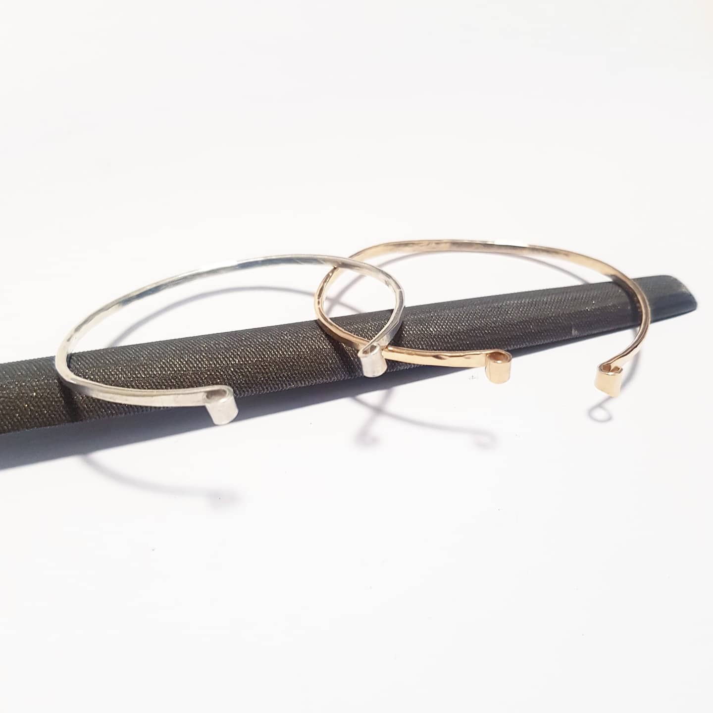 BANGLI Bracelet-Lirmizrahi