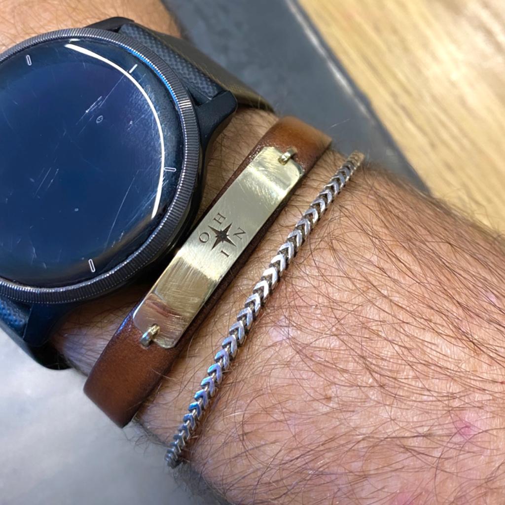 J Braclet-Lirmizrahi