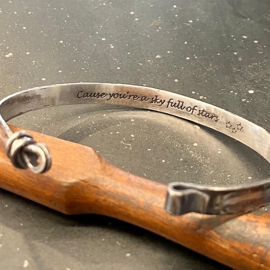 M Bracelet-Lirmizrahi