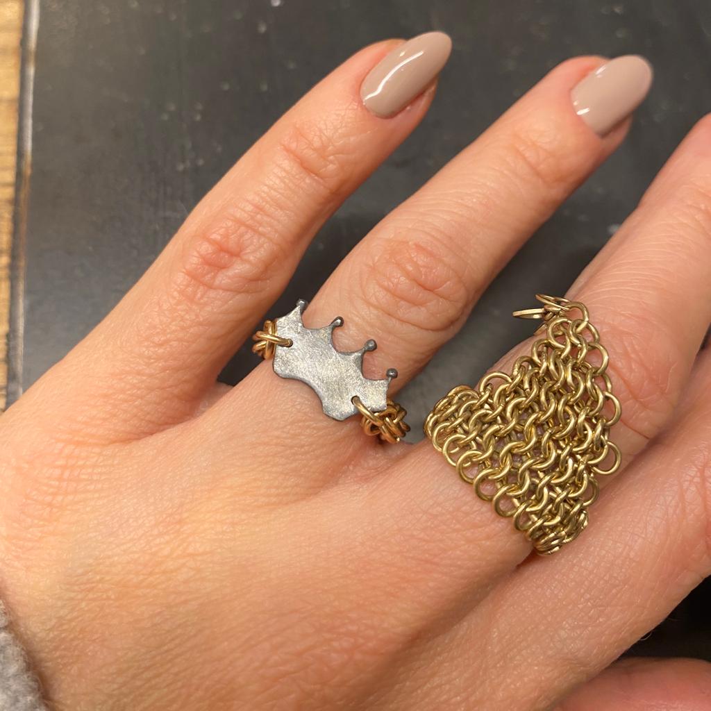 QUEEN Ring-Lirmizrahi