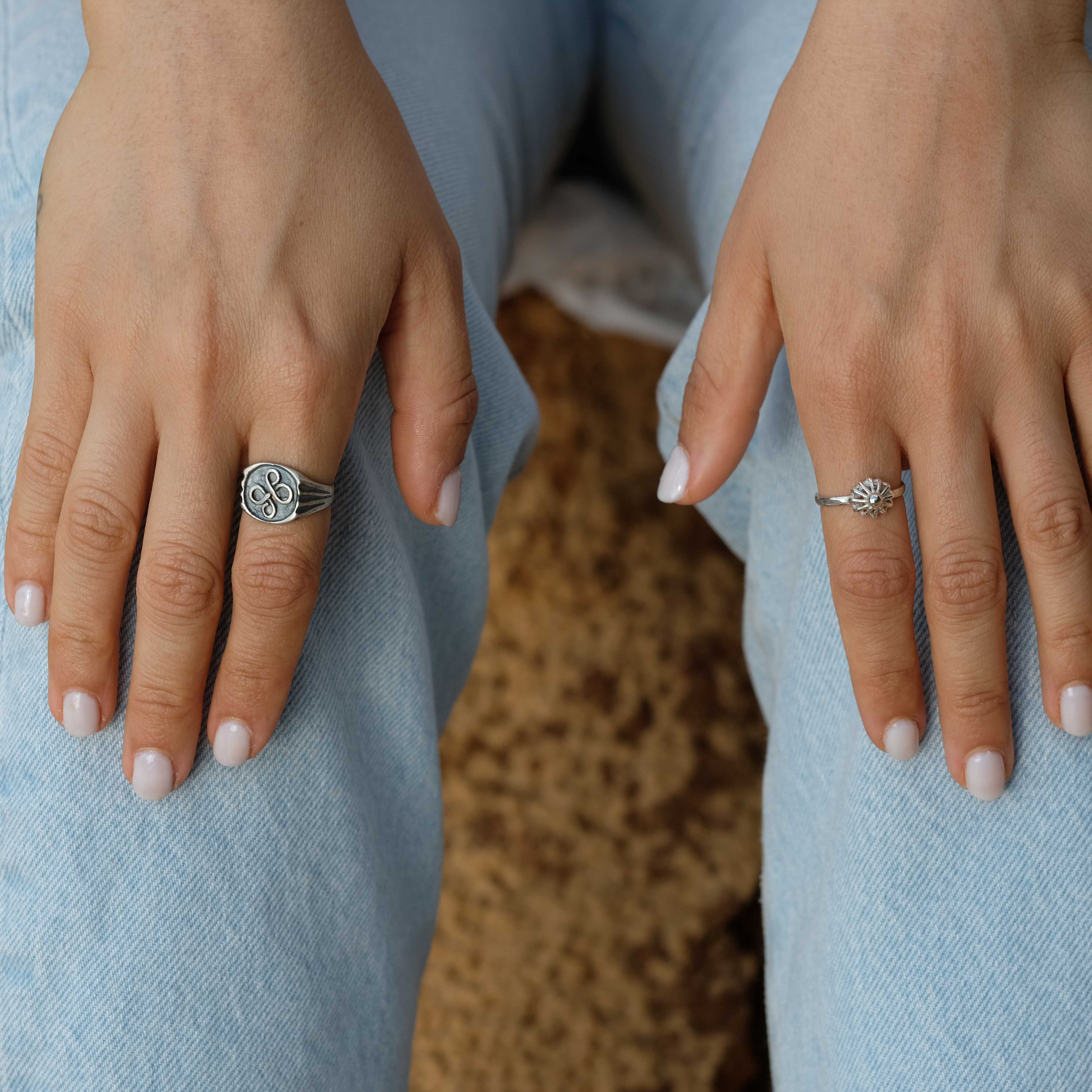 VIVI Ring-Lirmizrahi