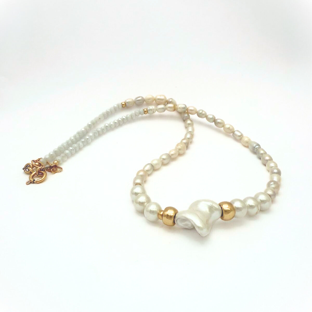 PEARLI Necklace