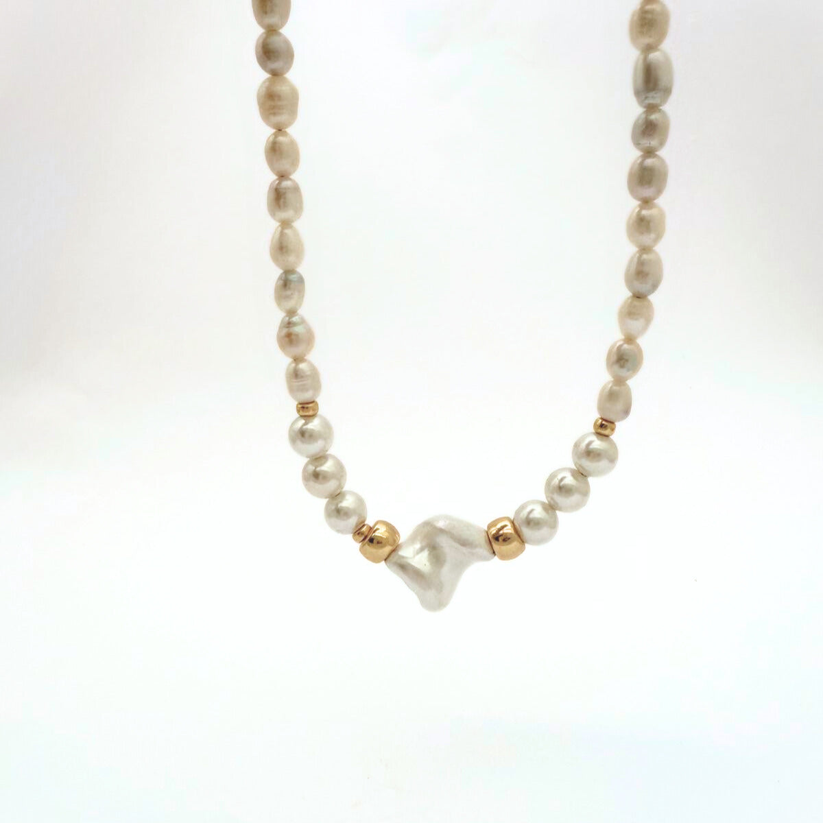 PEARLI Necklace
