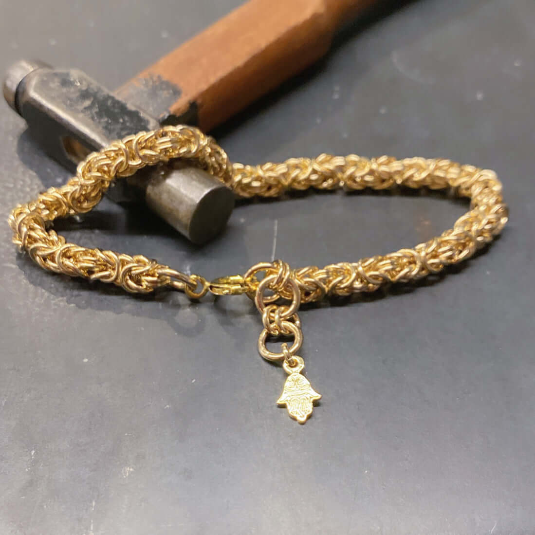 AMI Bracelet - Lirmizrahi